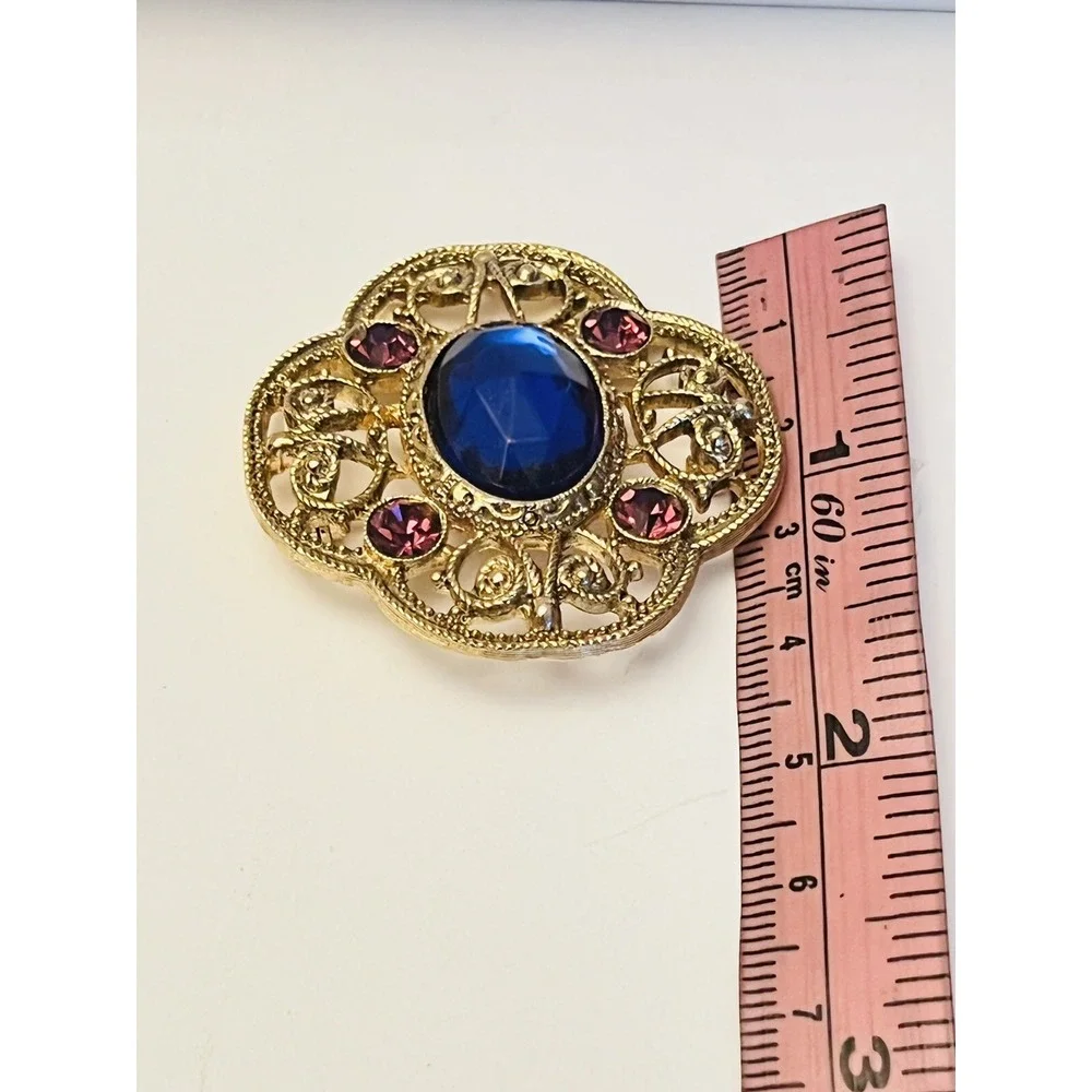 Brooch Pin‎ Gold Tone Ornate Jeweled Rhinestone VTG 1928 Co Rare Byzantine Blue